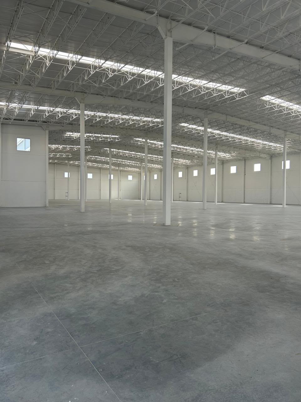 Instalaciones logísticas y almacén NorthPass